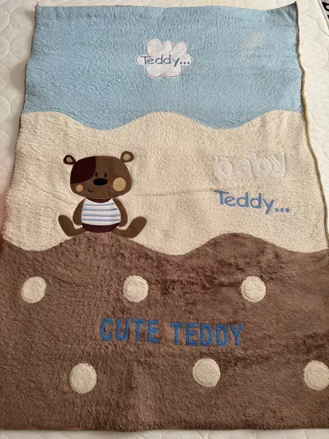 سرویس خواب برند آپادانا|تخت و سرویس خواب|بندر انزلی, آذربایجان|دیوار