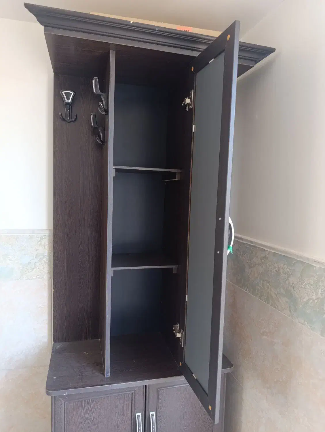 کمد|جاکفشی، کمد، دراور|قم, شهر قائم|دیوار