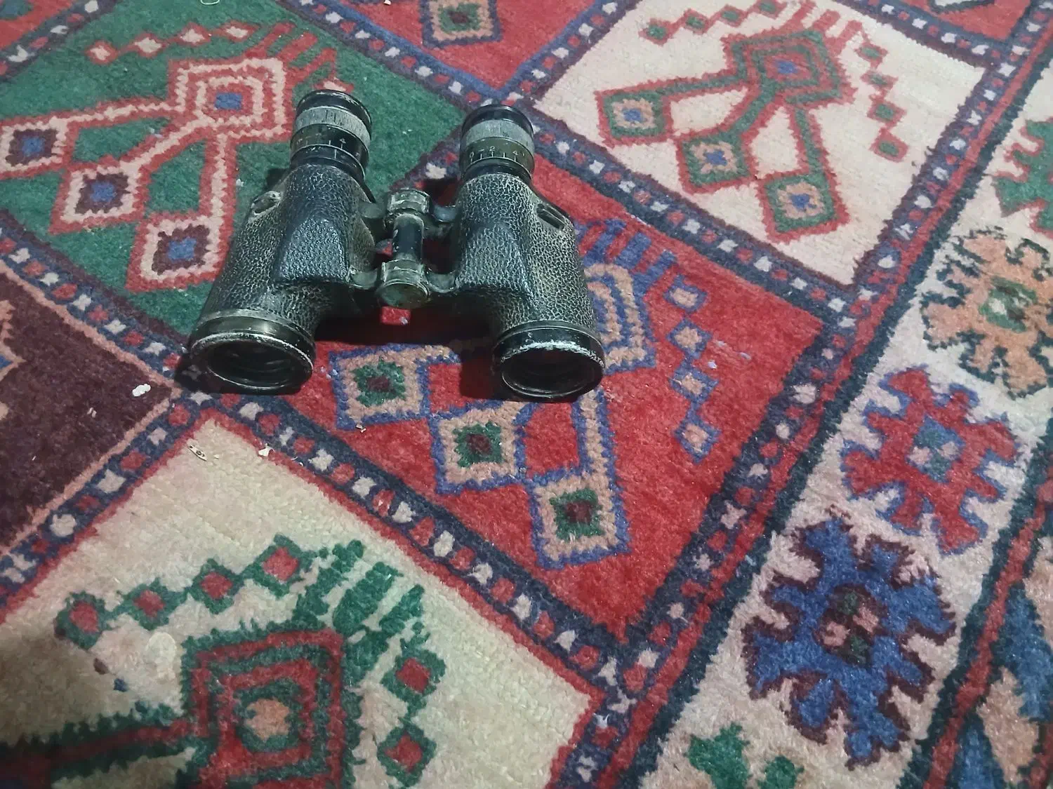 دوربین شکاری|کلکسیون اشیاء عتیقه|شیراز, لاله|دیوار