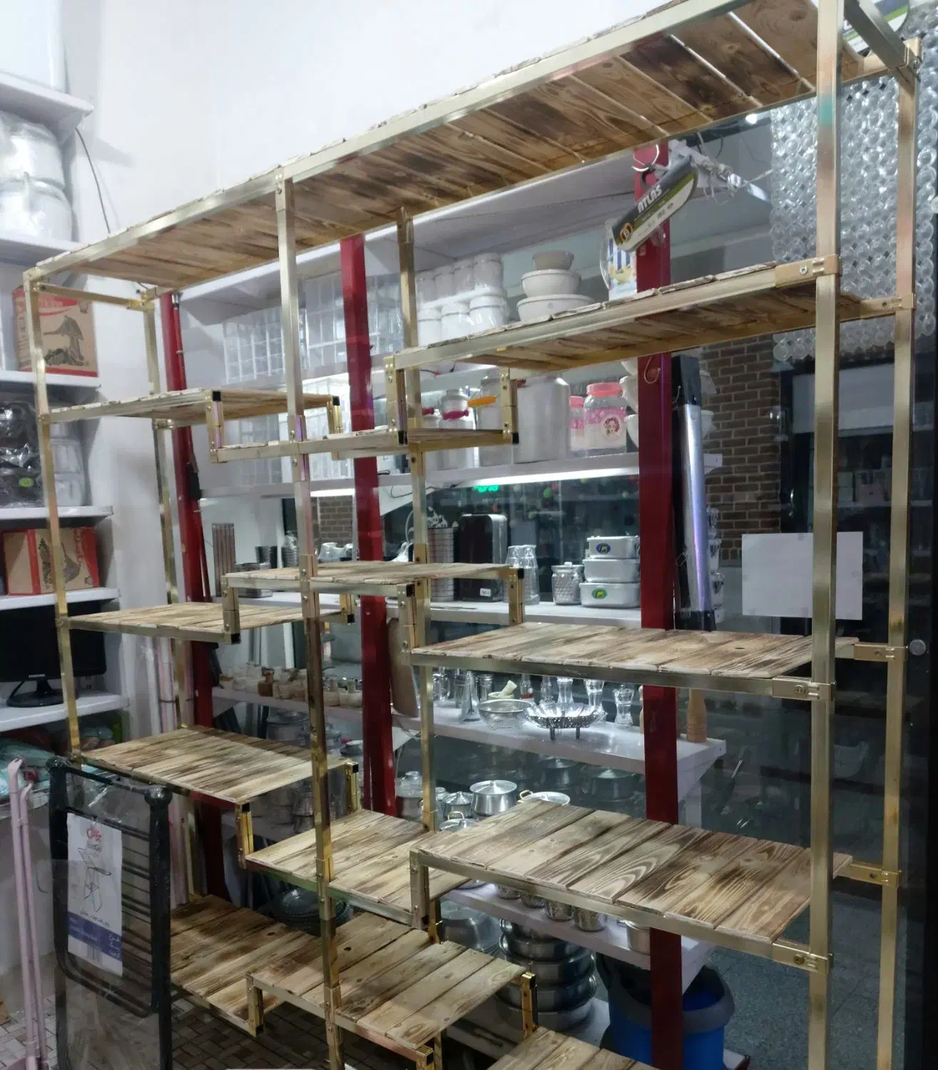 ویترین فلزی|بوفه، ویترین، کنسول|اندیشه, اندیشه فاز ۴|دیوار