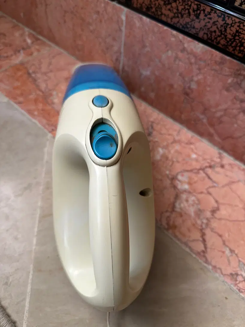 جارو شارژی black & decker(بلک اند دکر)|جاروبرقی، جارو شارژی، بخارشو|تهران, تهرانسر شرقی|دیوار