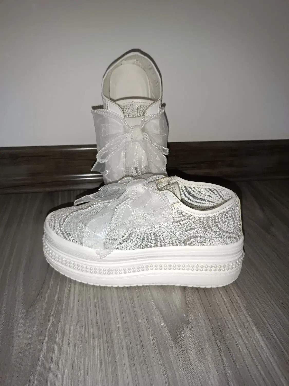 کتونی عروس نو|کیف، کفش، کمربند|بندر انزلی, تهران|دیوار