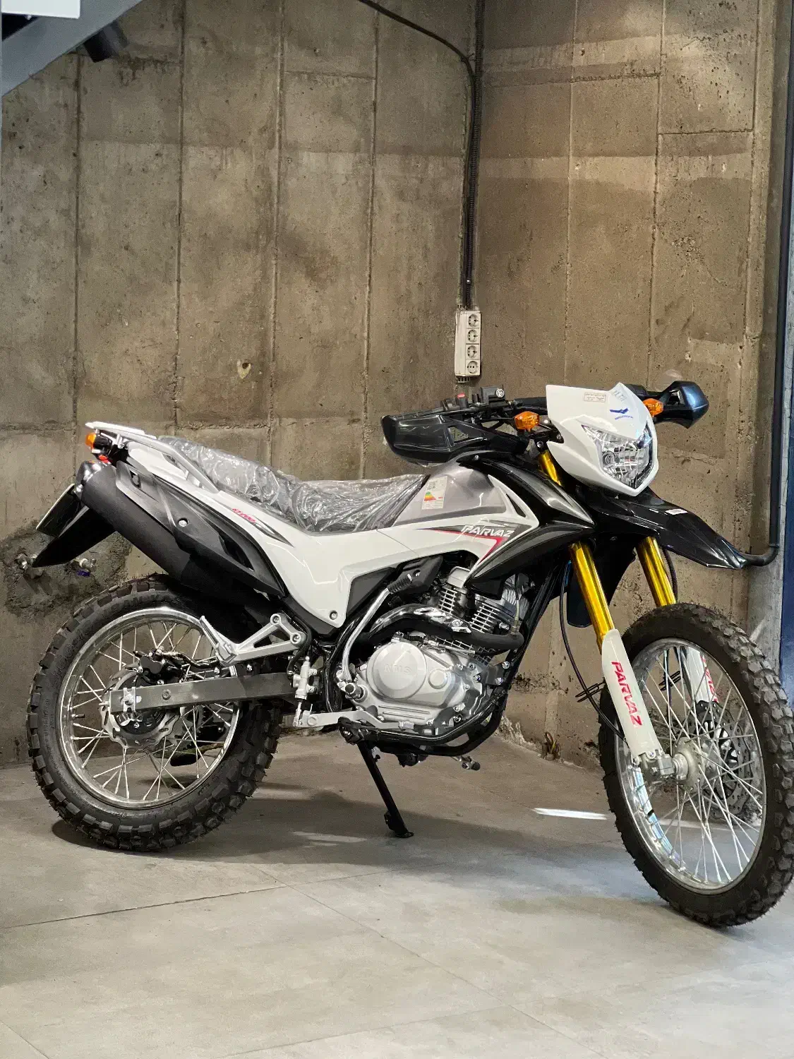 موتور تریل 200|موتورسیکلت|سیرجان, |دیوار