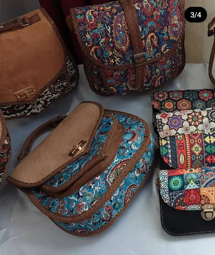 ساک و کیف|کیف، کفش، کمربند|آستانه اشرفیه, |دیوار