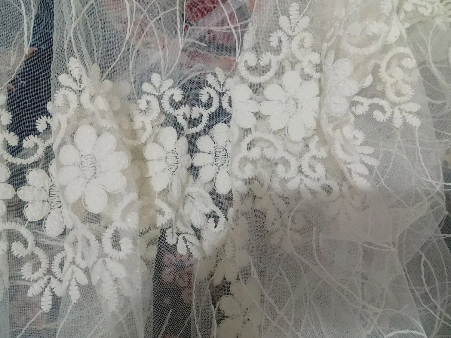 پرده|پرده، رانر، رومیزی|میان ولایت, |دیوار