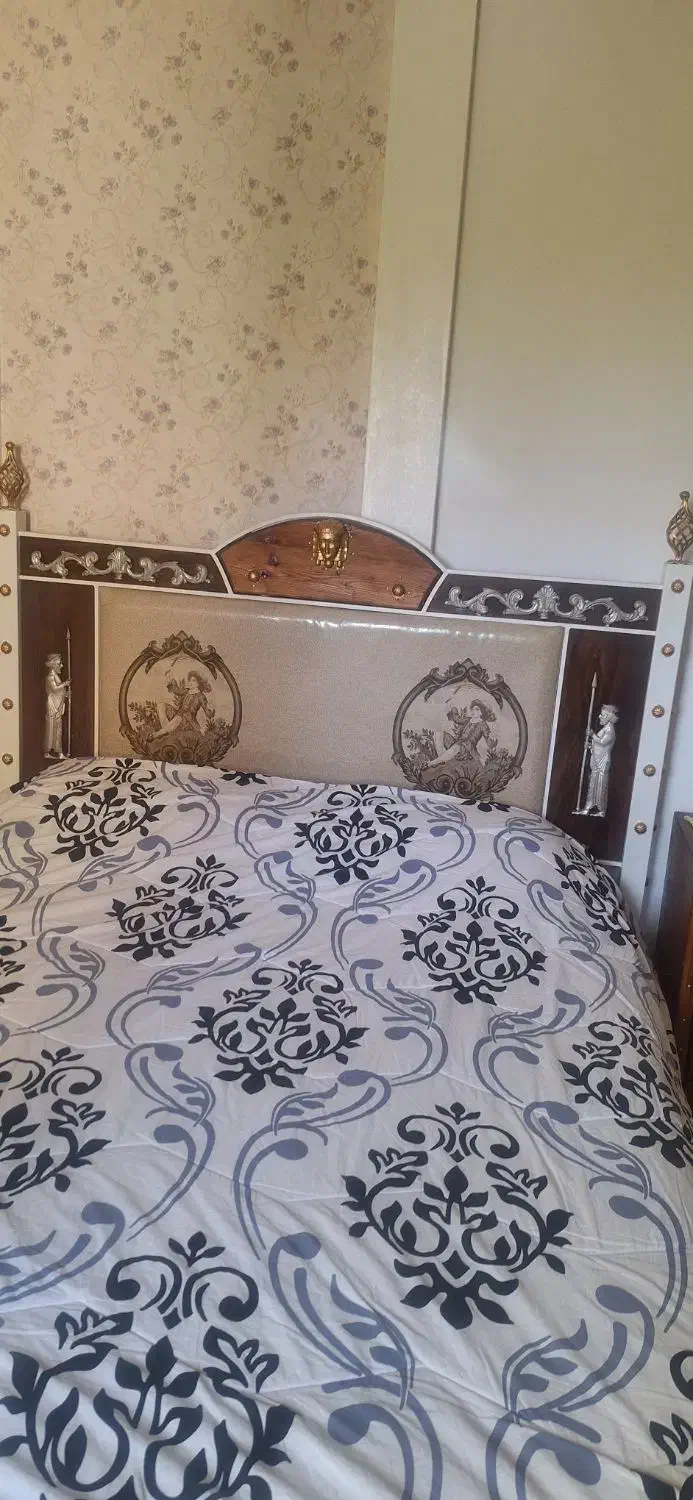 تخت دو نفره|تخت و سرویس خواب|گلبهار, شهر جدید گلبهار|دیوار