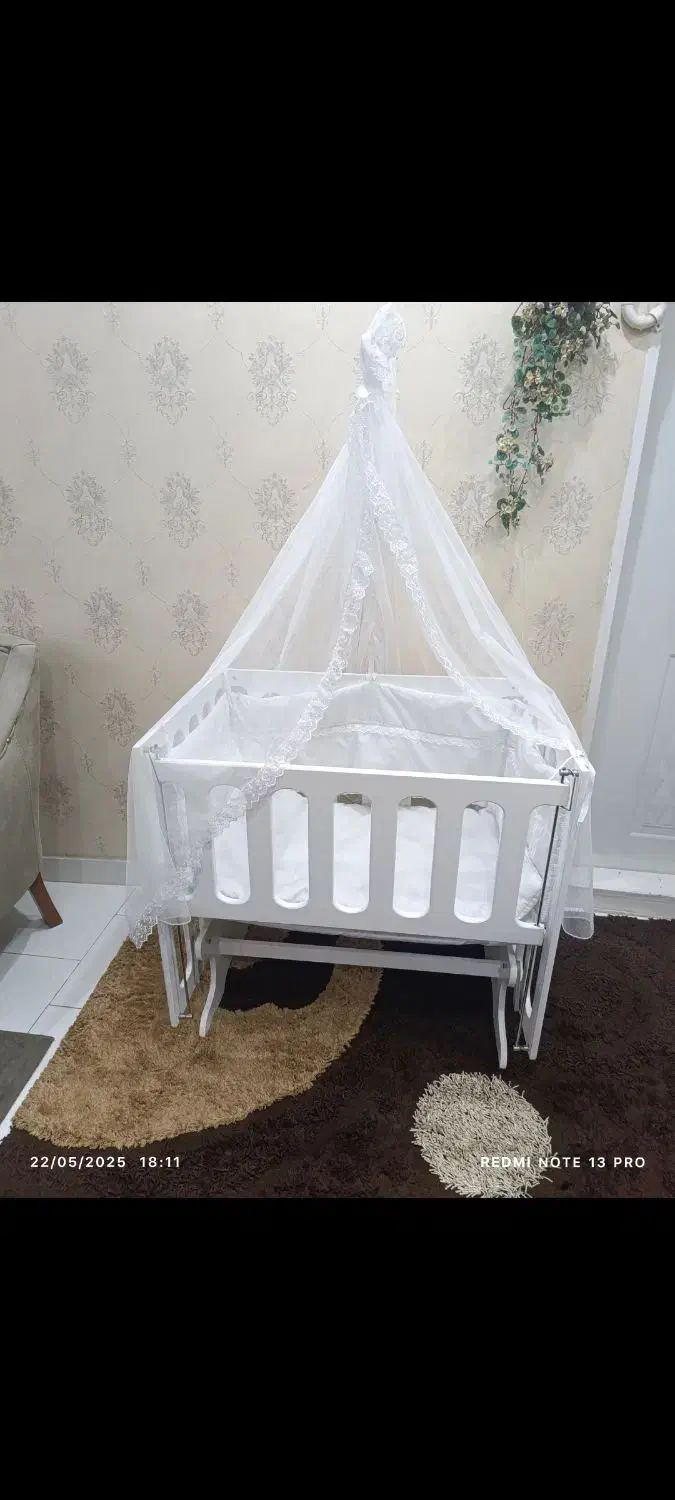 گهواره پاتختی مادر|اسباب و اثاث بچه|کرج, حصارک بالا|دیوار