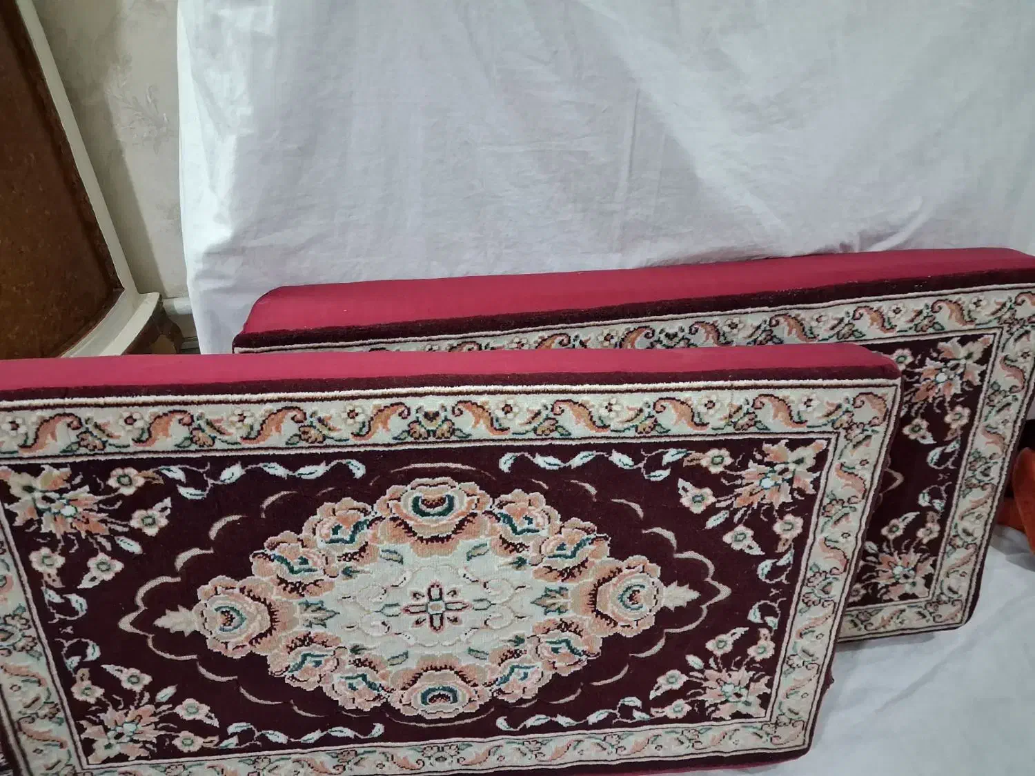 پشتی فرشی سالم و تمیز|پشتی|پاکدشت, پاکدشت (مامازند)|دیوار