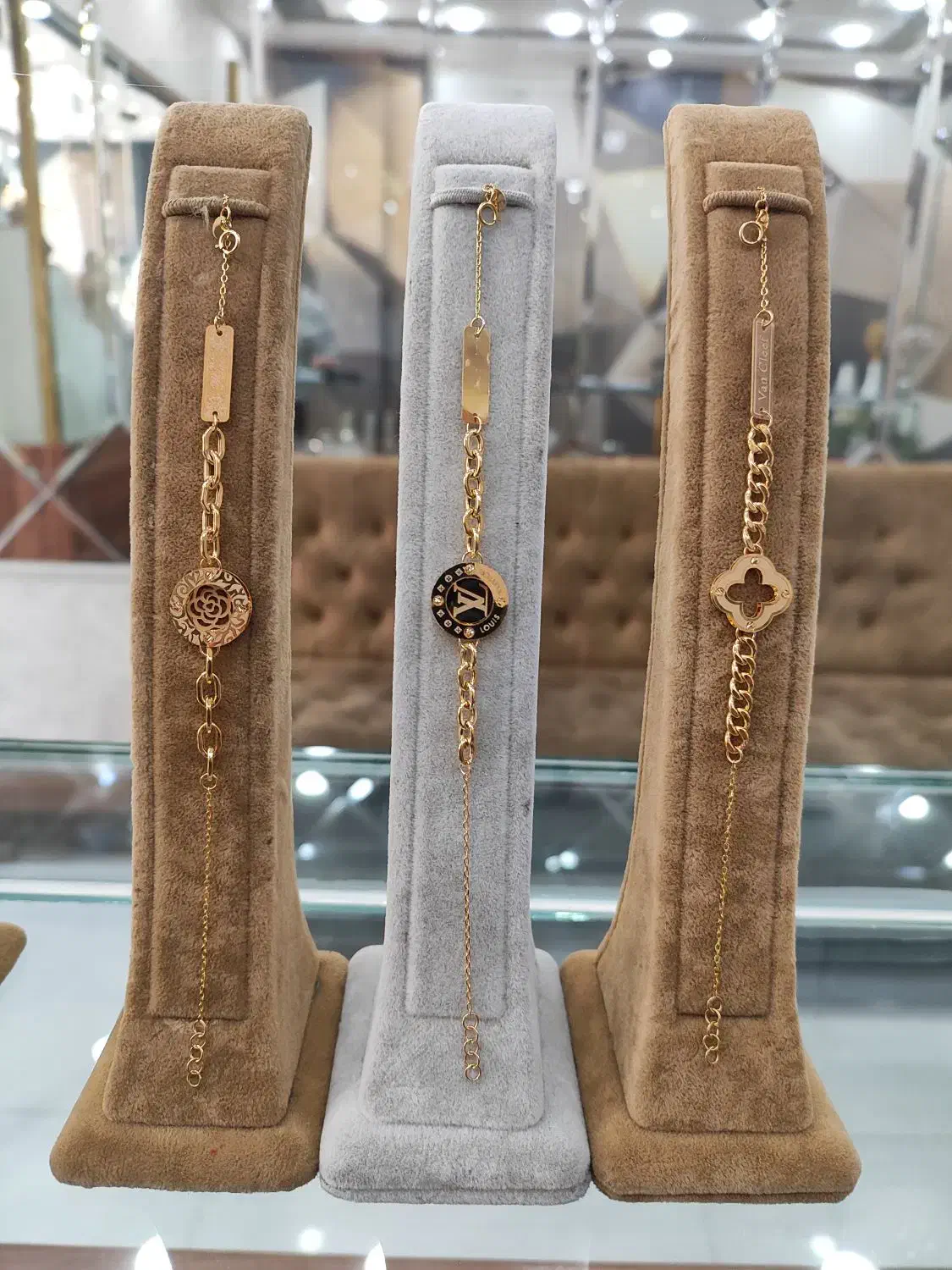 دستبندهای لیا گلد|جواهرات|قم, نیروگاه|دیوار