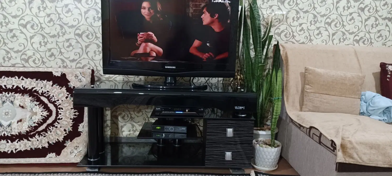 میز تی وی|میز تلویزیون|اراک, |دیوار