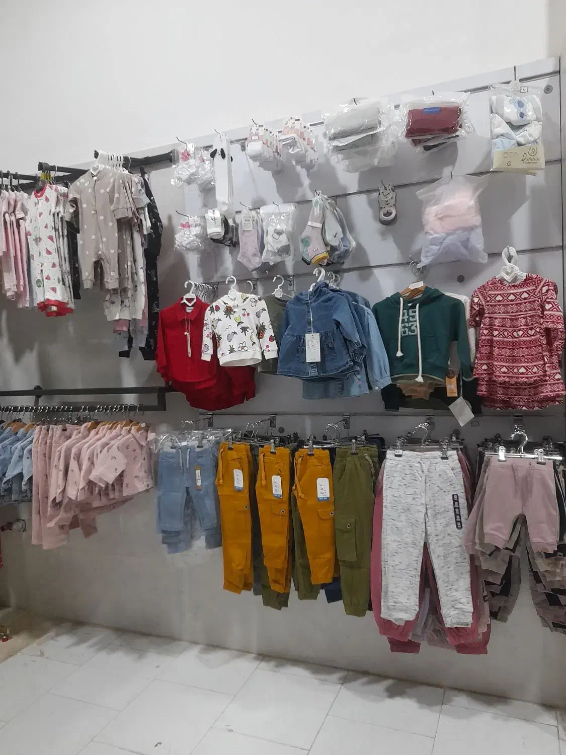 پوشاک بچگانه نوگل|کفش و لباس بچه|میناب, |دیوار