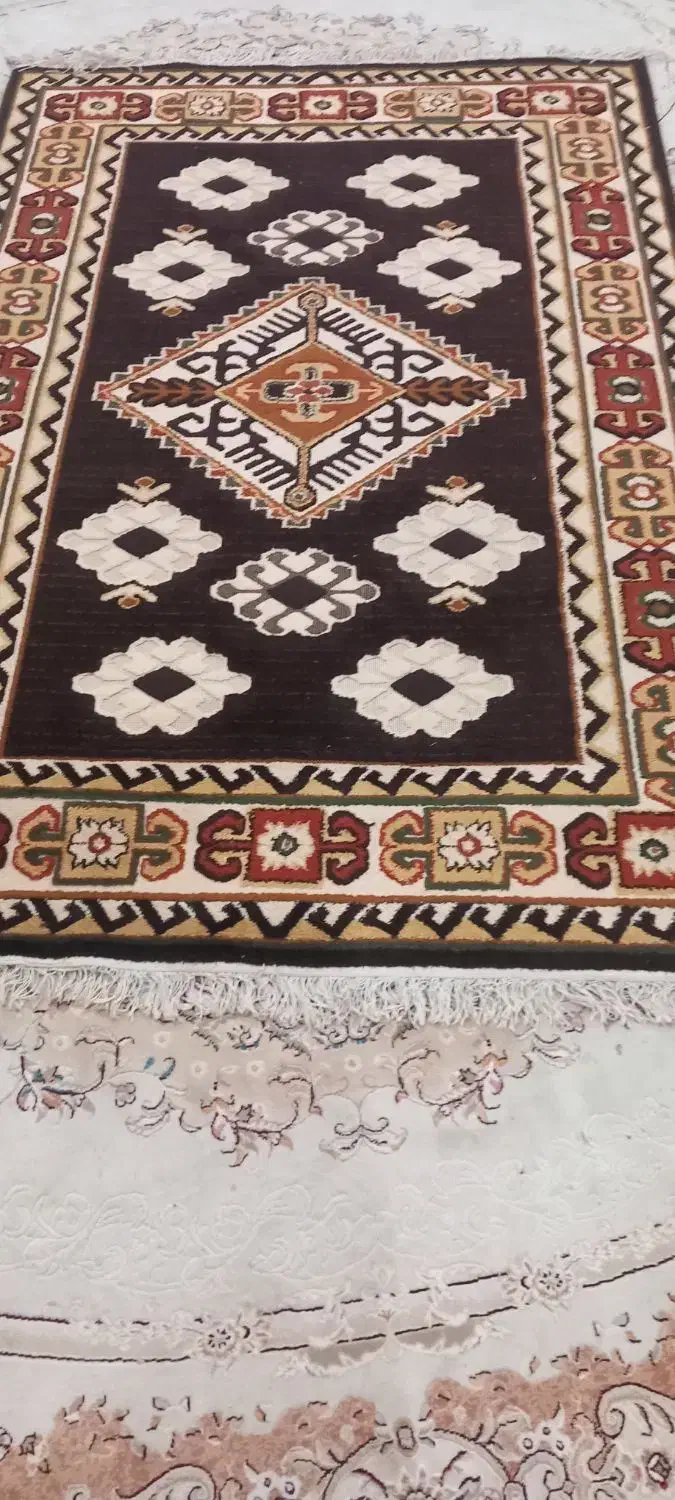 گلیم فرش|فرش|فومن, |دیوار