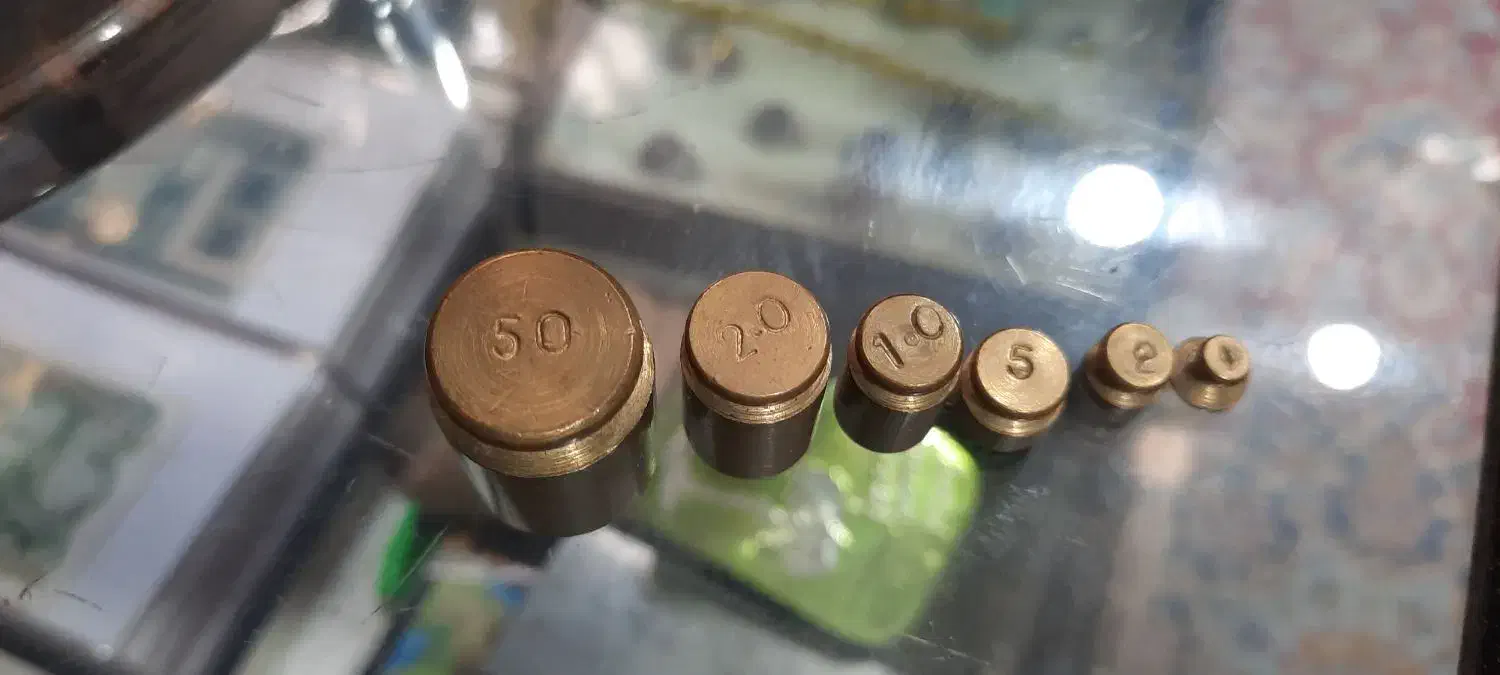 شمشیر سان افسری پهلوی قدیمی|کلکسیون اشیاء عتیقه|اصفهان, وحید|دیوار