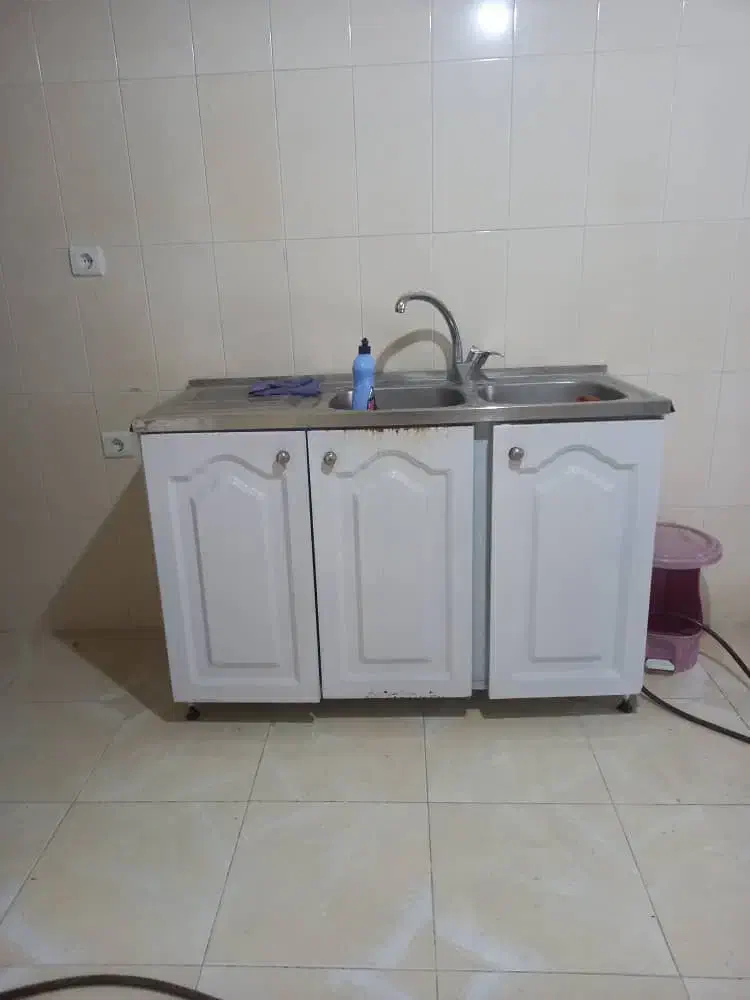 لوازم خانه(مبل فرش میز تلویزیون ناهارخوری کفش)|فرش|چهارباغ, |دیوار