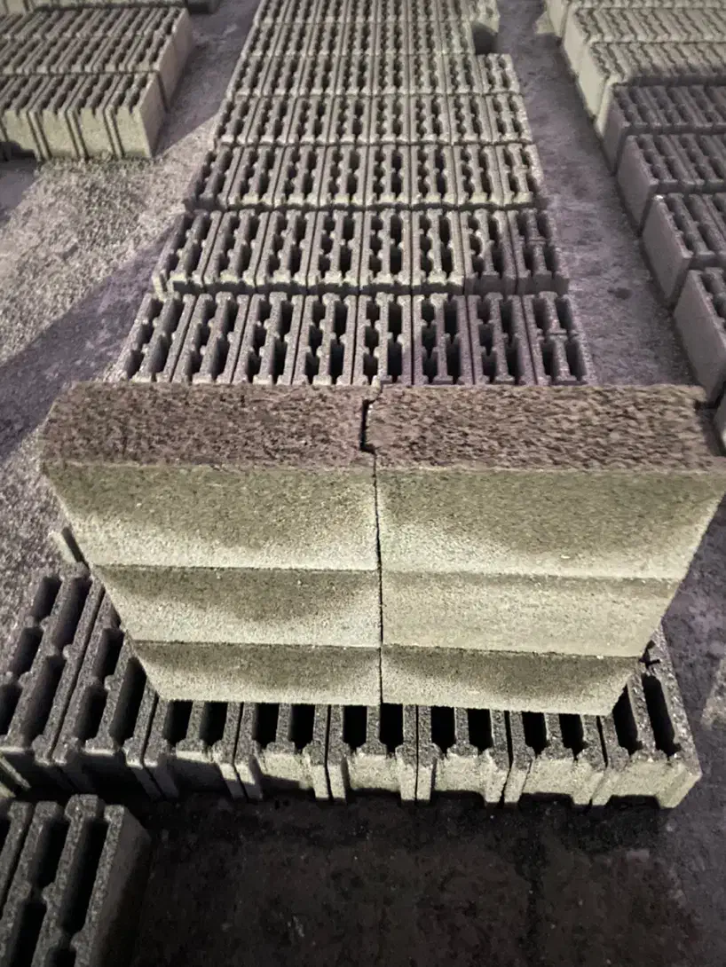 فروش مستقیم بلوک سبک، پوکهای ولیکا تحویل فوری|مصالح و تجهیزات ساختمان|سیرجان, |دیوار