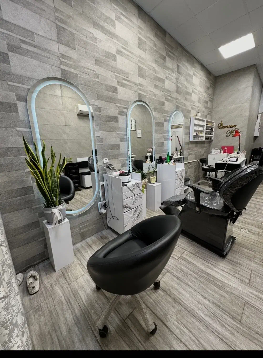 درآمد زایی بانوان در منزل بدون هزینه|خدمات آرایشگری و زیبایی|رشت, معلم|دیوار