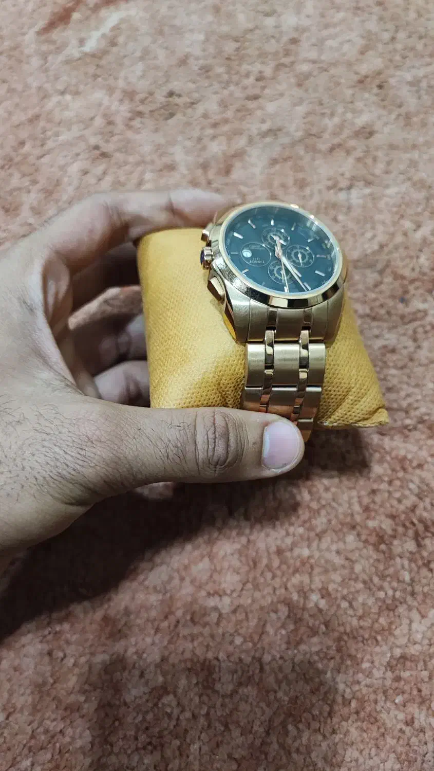 ساعت مچی برنز رنگ|ساعت|شوشتر, |دیوار