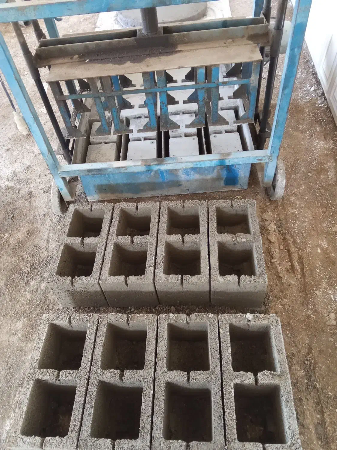 بلوک زن 4قالبه|ماشینآلات صنعتی|ایجرود, |دیوار