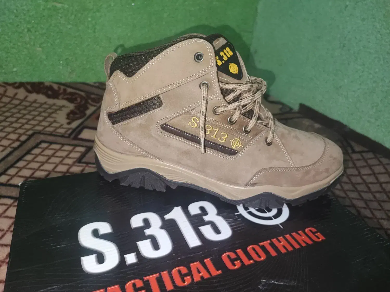 نوی نو|کیف، کفش، کمربند|شاندیز, |دیوار