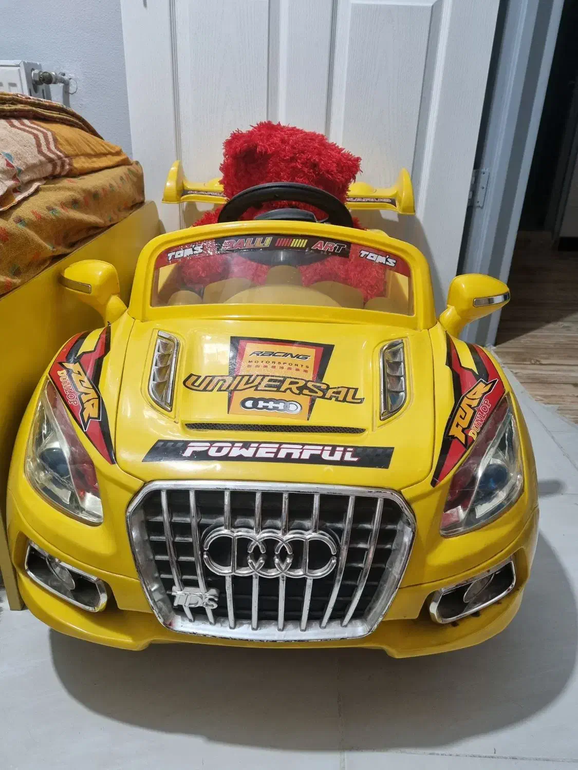 ماشین شارژی|اسباب‌بازی بچه|شاهین‌شهر, طالقانی|دیوار