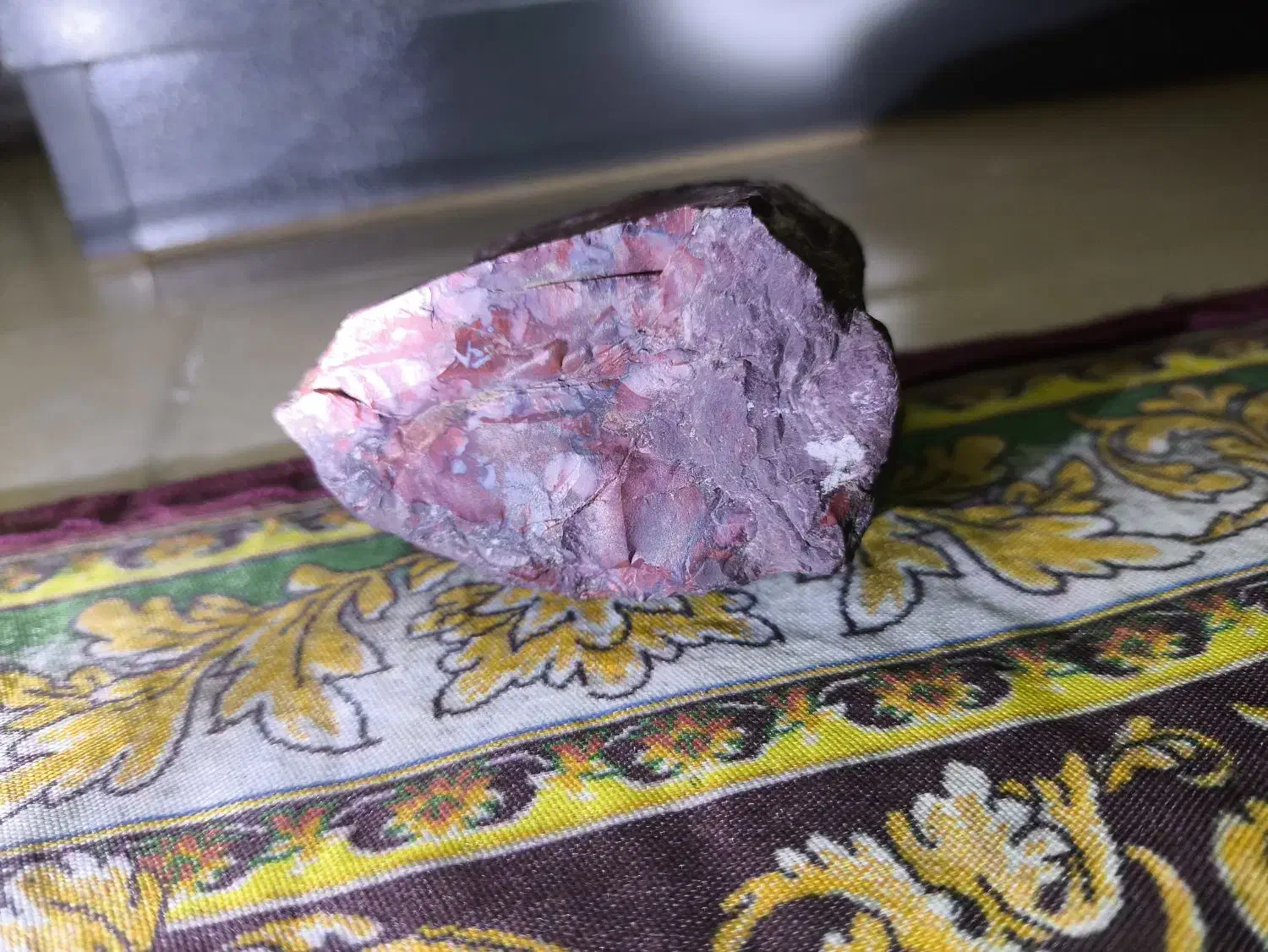 سنگ خام جذاب|جواهرات|رشت, کوی مهر|دیوار