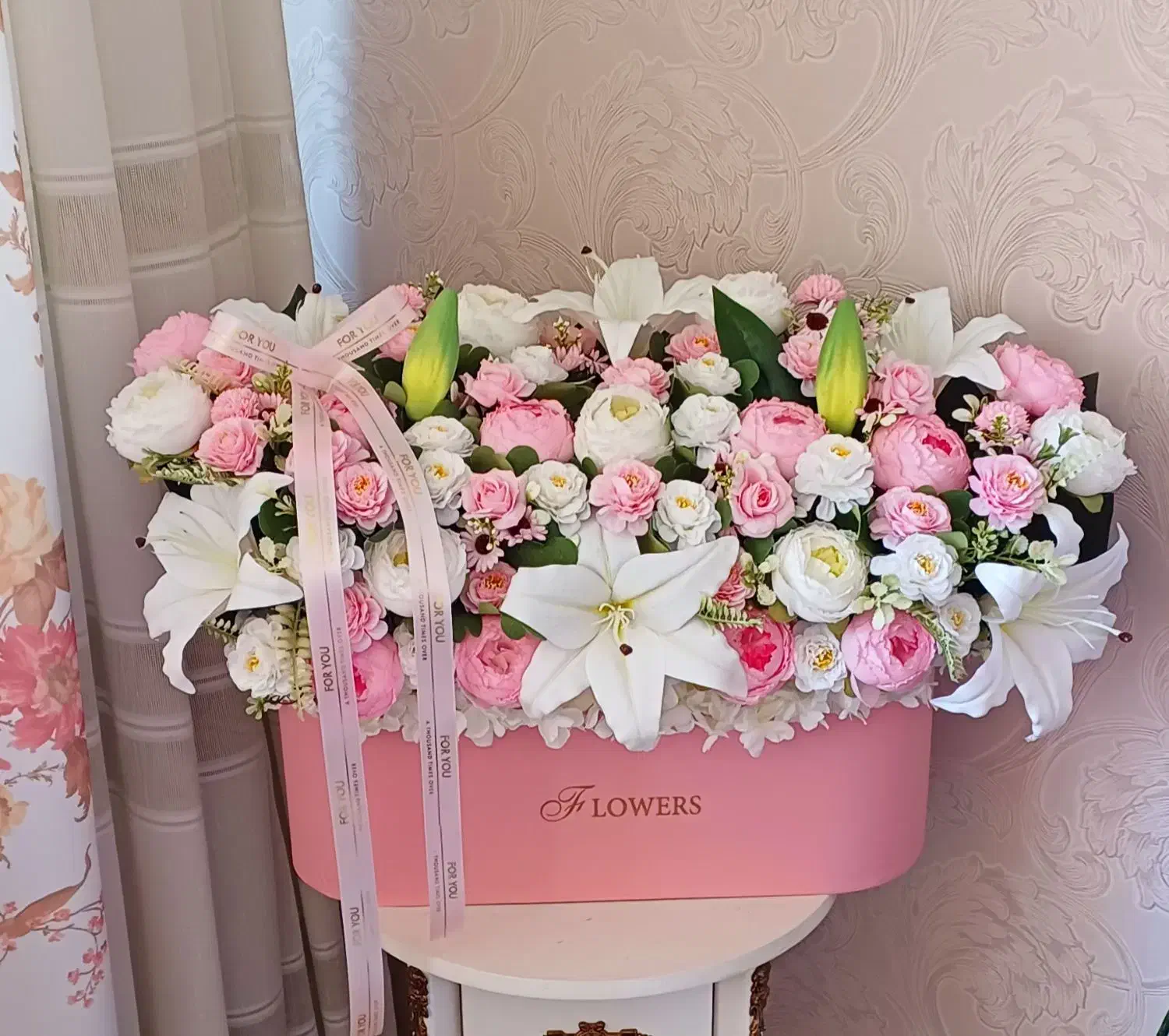 زیبا ترین باکس گل مصنوعی با پیک رایگان|گل مصنوعی|شیراز, معالی‌آباد|دیوار