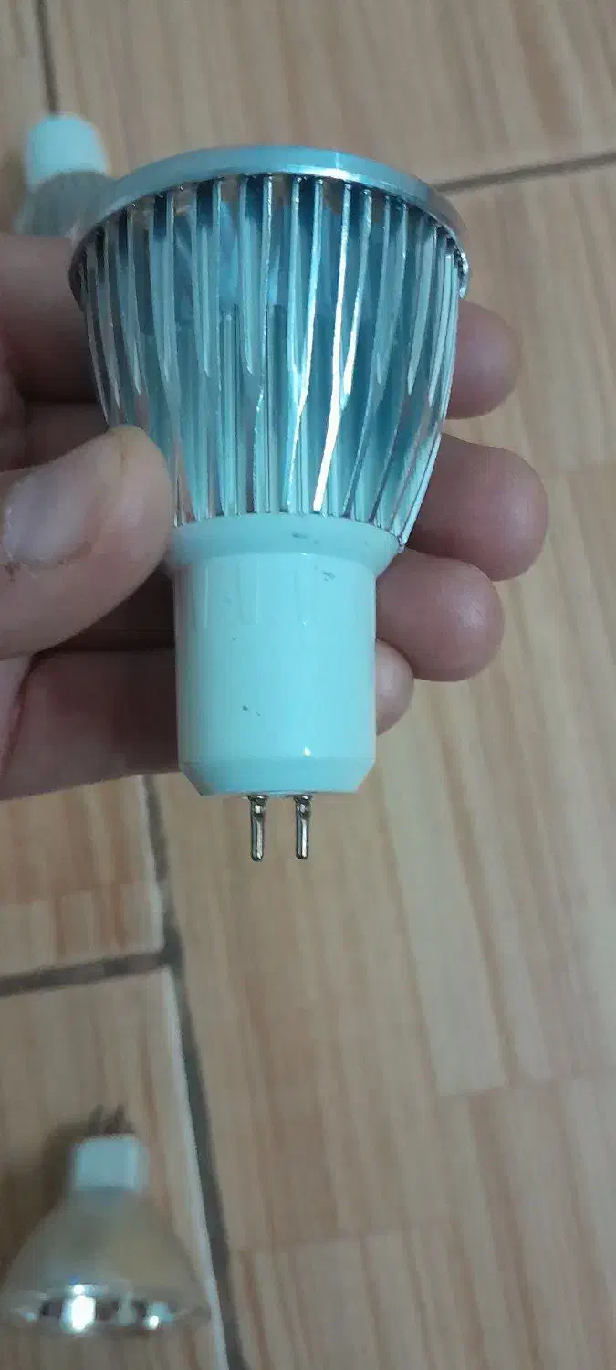 تعدای لامپ اس ام دی و کم مصرف|لامپ و چراغ|کرج, شاهینویلا|دیوار