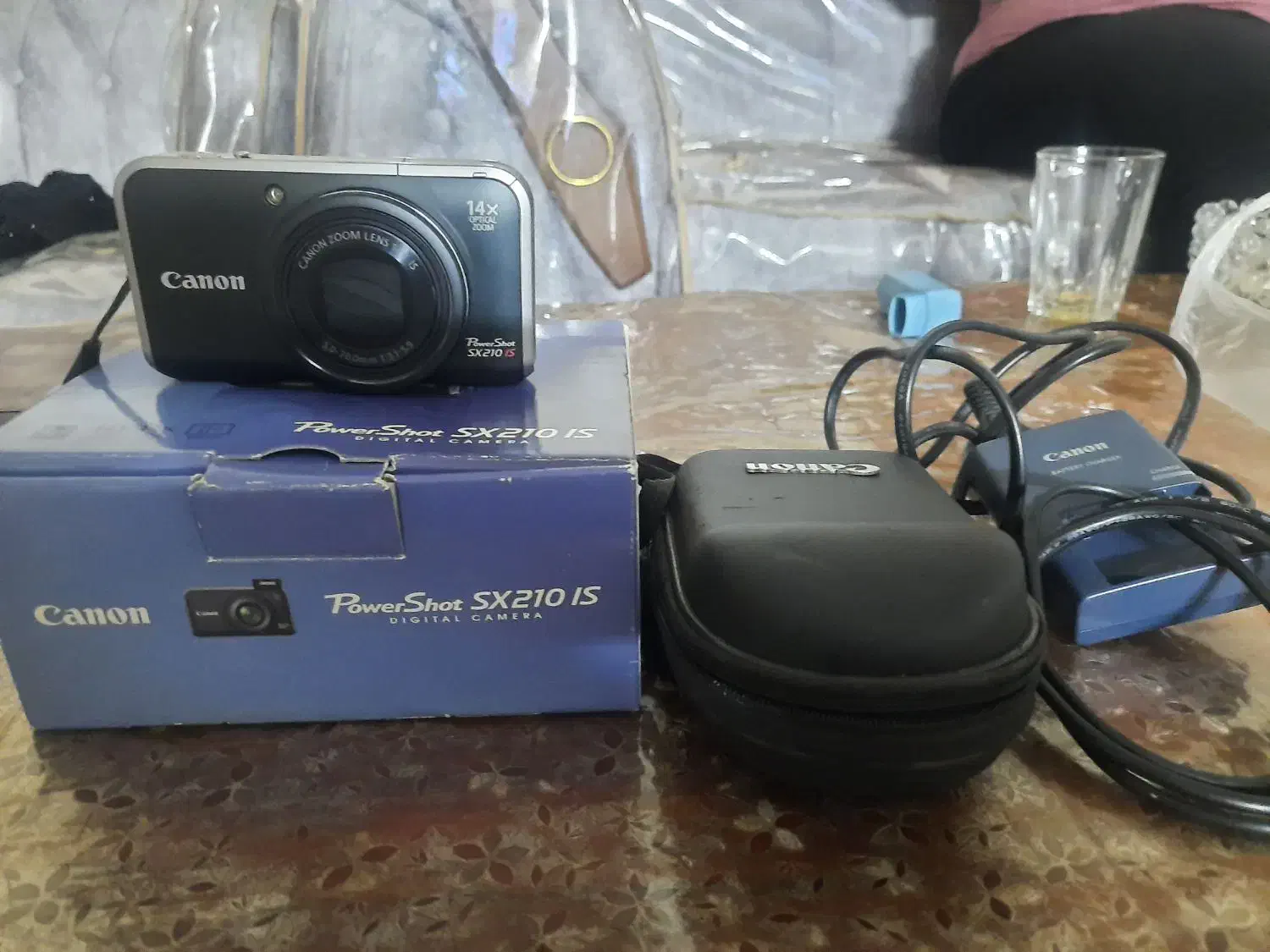 دوربین دیجیتالی ژاپنی کاملا نونو|دوربین عکاسی و فیلم‌برداری|باقرشهر, |دیوار