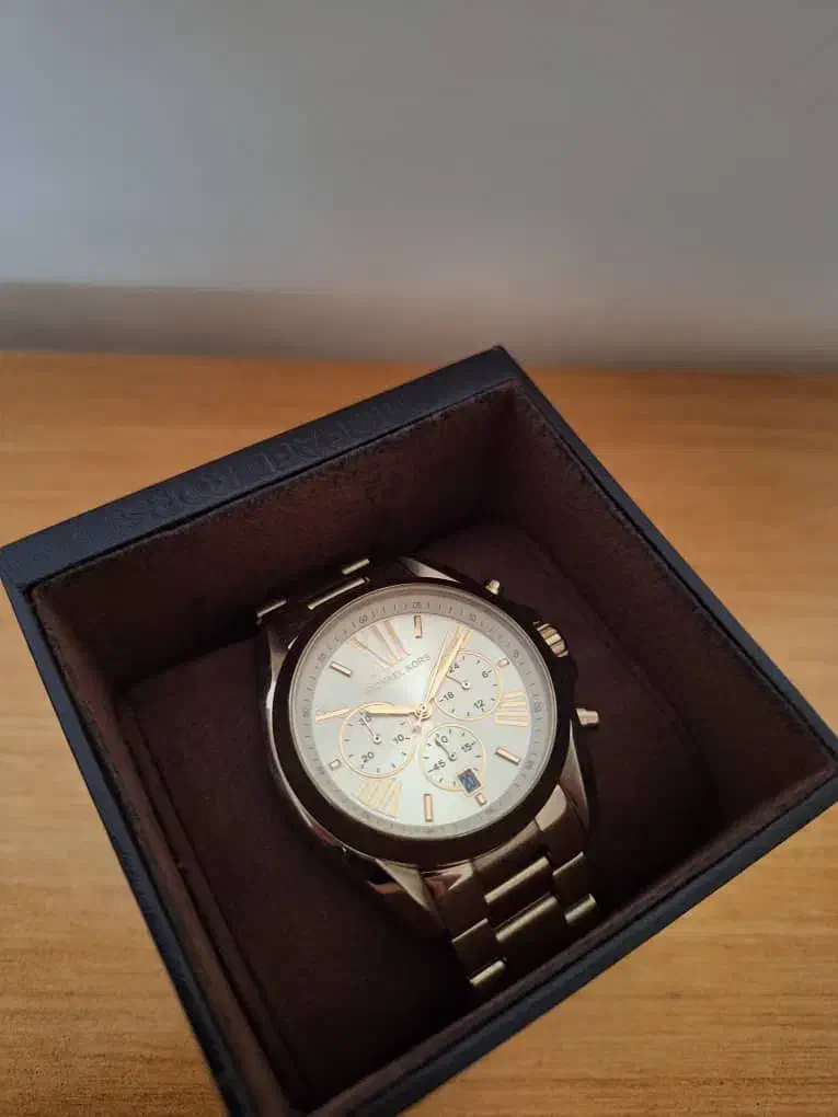 Michael Kors MK5605 ، آکبند و دست‌نخورده ، اصل|ساعت|تهران, جنت‌آباد جنوبی|دیوار