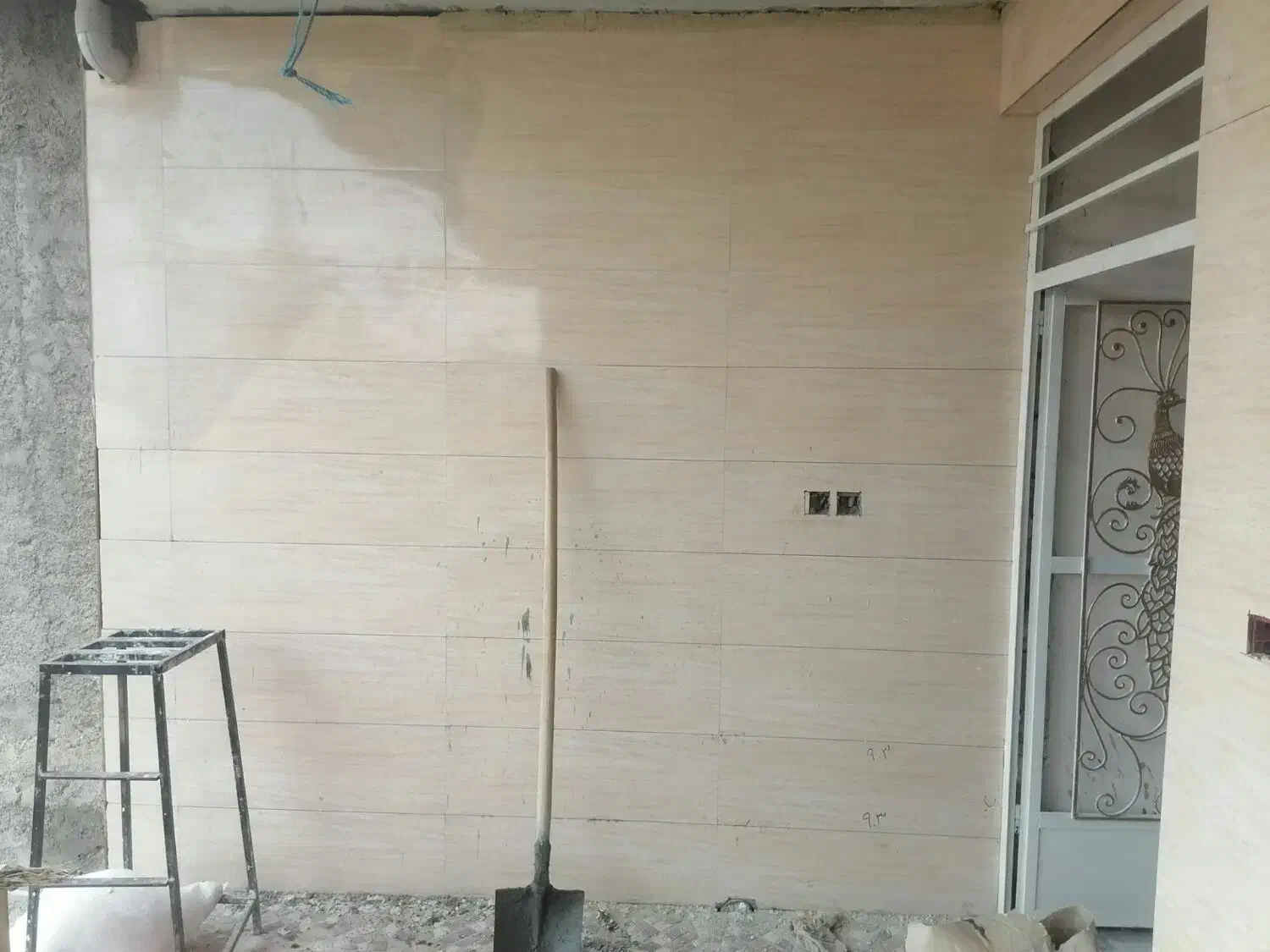 کاشی کار سرامیک کار کاشیکاری سرامیکاری|خدمات پیشه و مهارت|کرمانشاه, |دیوار