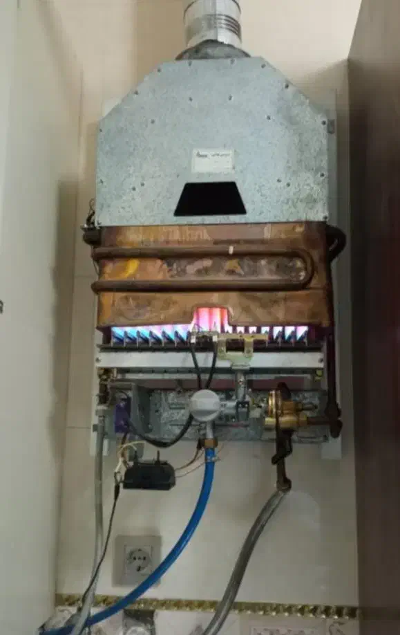 خریدار تعمیرات آبگرمکن اجاق گاز بخاری شومینه|آبگرمکن، پکیج، شوفاژ|ساوه, |دیوار