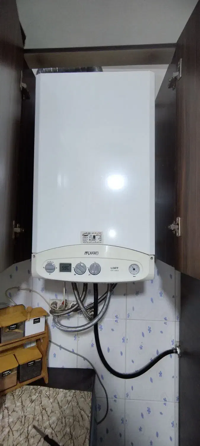 تعمیرات پکیچ و آبگرمکن مشکین دشت واریان بعثت|خدمات پیشه و مهارت|مشکین‌دشت, |دیوار