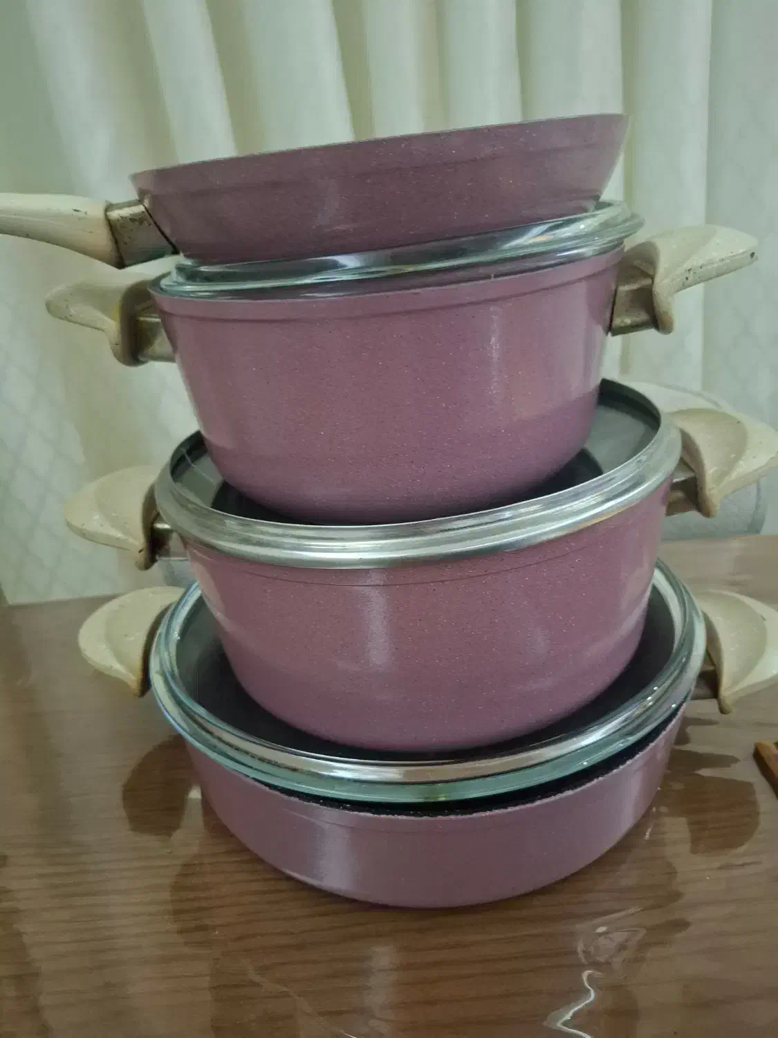 ظروف اشپزخانه|ظروف پخت‌وپز|رشت, خبرنگار|دیوار