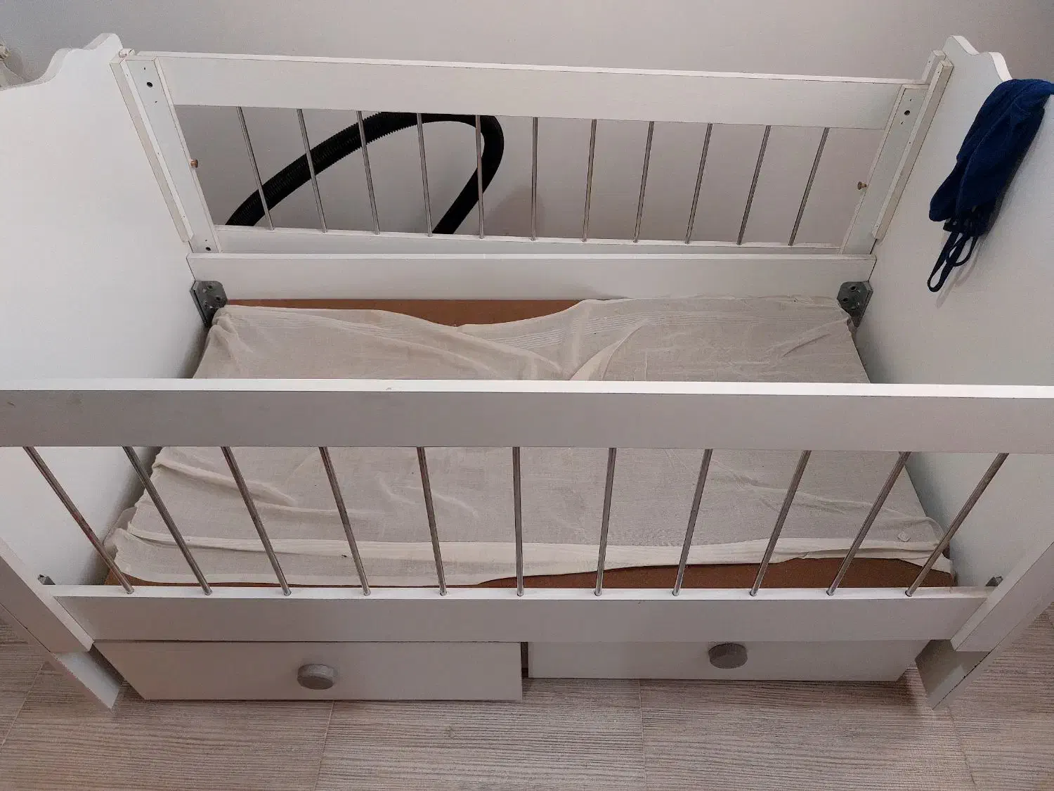 تخت کوک نو|تخت و سرویس خواب|قرچک, مهدیه|دیوار