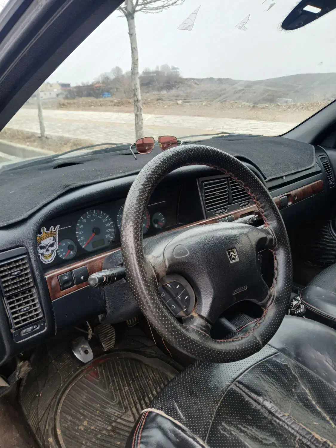 زانتیا۱۸۰۰ مدل ۸۱|خودرو کلاسیک|محلات, |دیوار