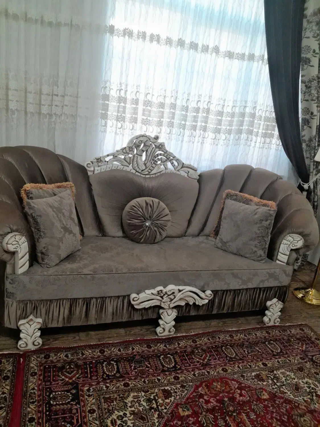 مبل کار کرده در حد نو|مبلمان خانگی و میز عسلی|نوشین شهر, |دیوار