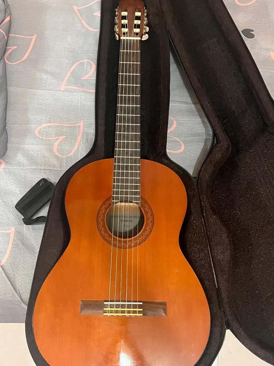 گیتار یاماه C40 در حد نو|گیتار، بیس، امپلیفایر|سامان, |دیوار