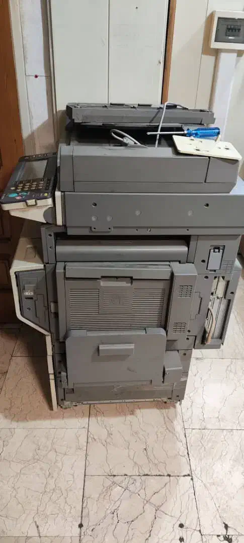 دستگاه پرینت البته نیاز به تعمیر دارد .تصویر فوق|پرینتر، اسکنر، کپی، فکس|تهران, ونک|دیوار