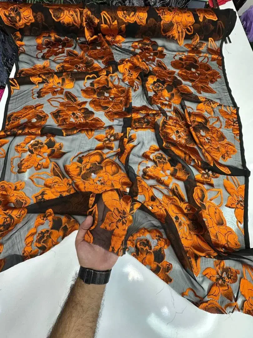 پارچه مجلسی|لباس|هیرمند, |دیوار