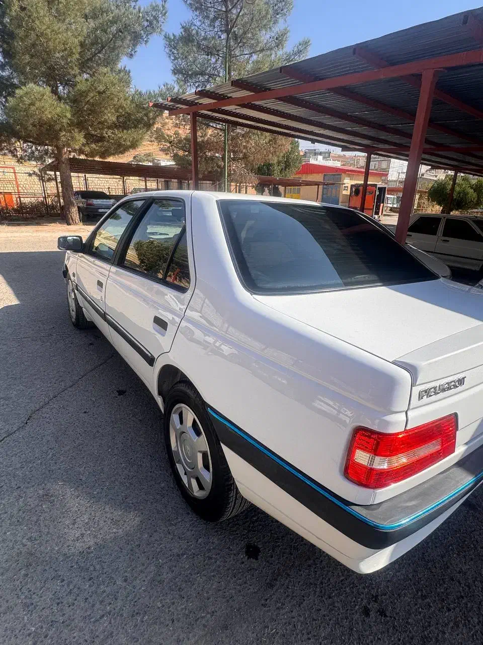 پژو 405 اسلیکس مدل 97|خودرو سواری و وانت|جوانرود, |دیوار