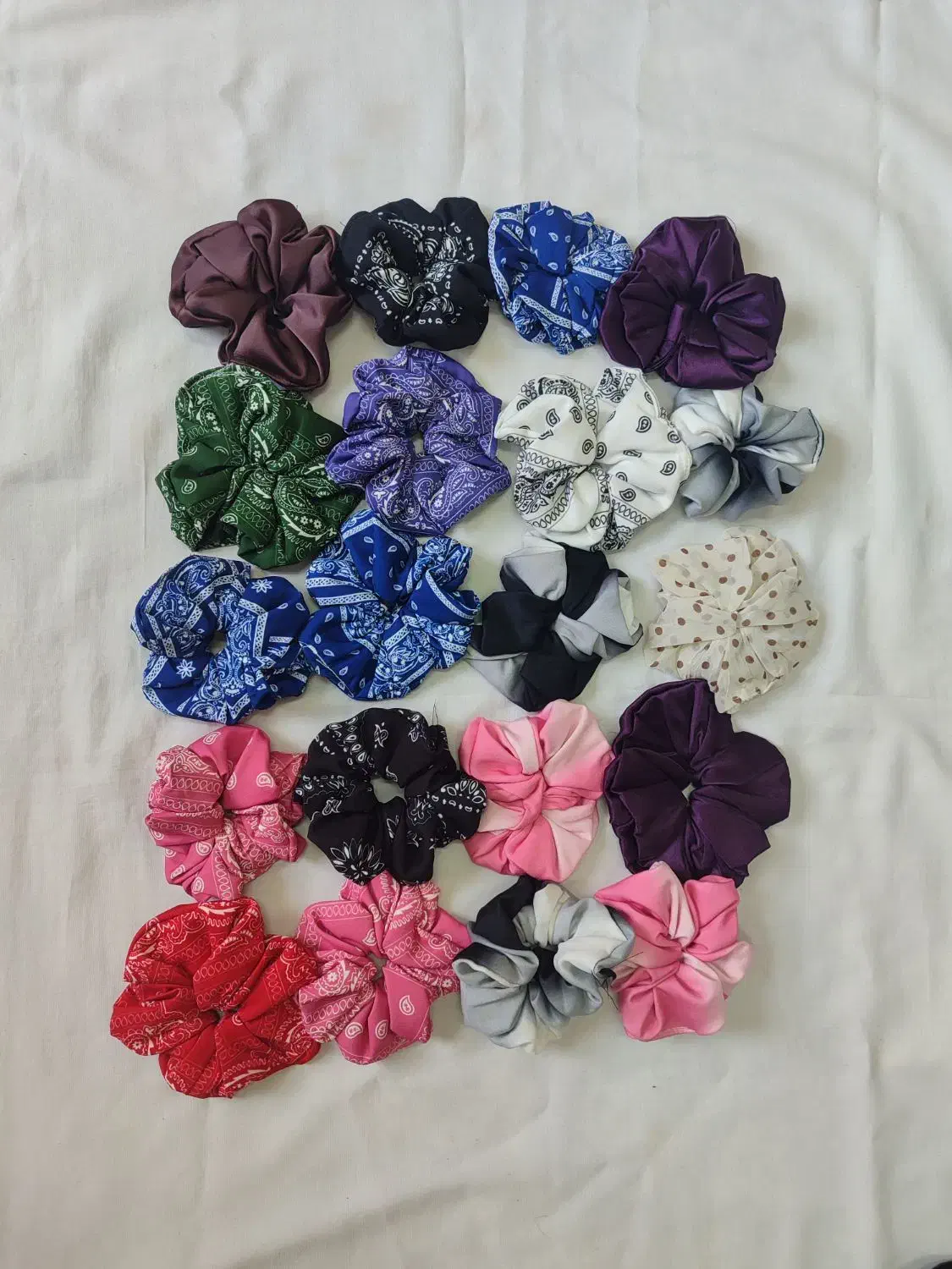 اسکرانچی|لباس|گرگان, |دیوار