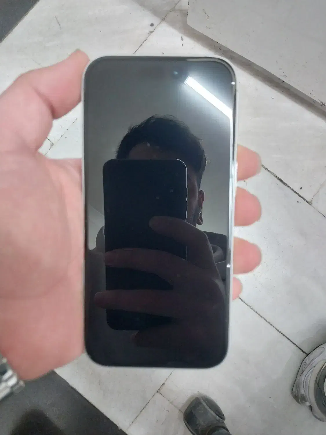 16 سفید|موبایل|تهران, خزانه|دیوار