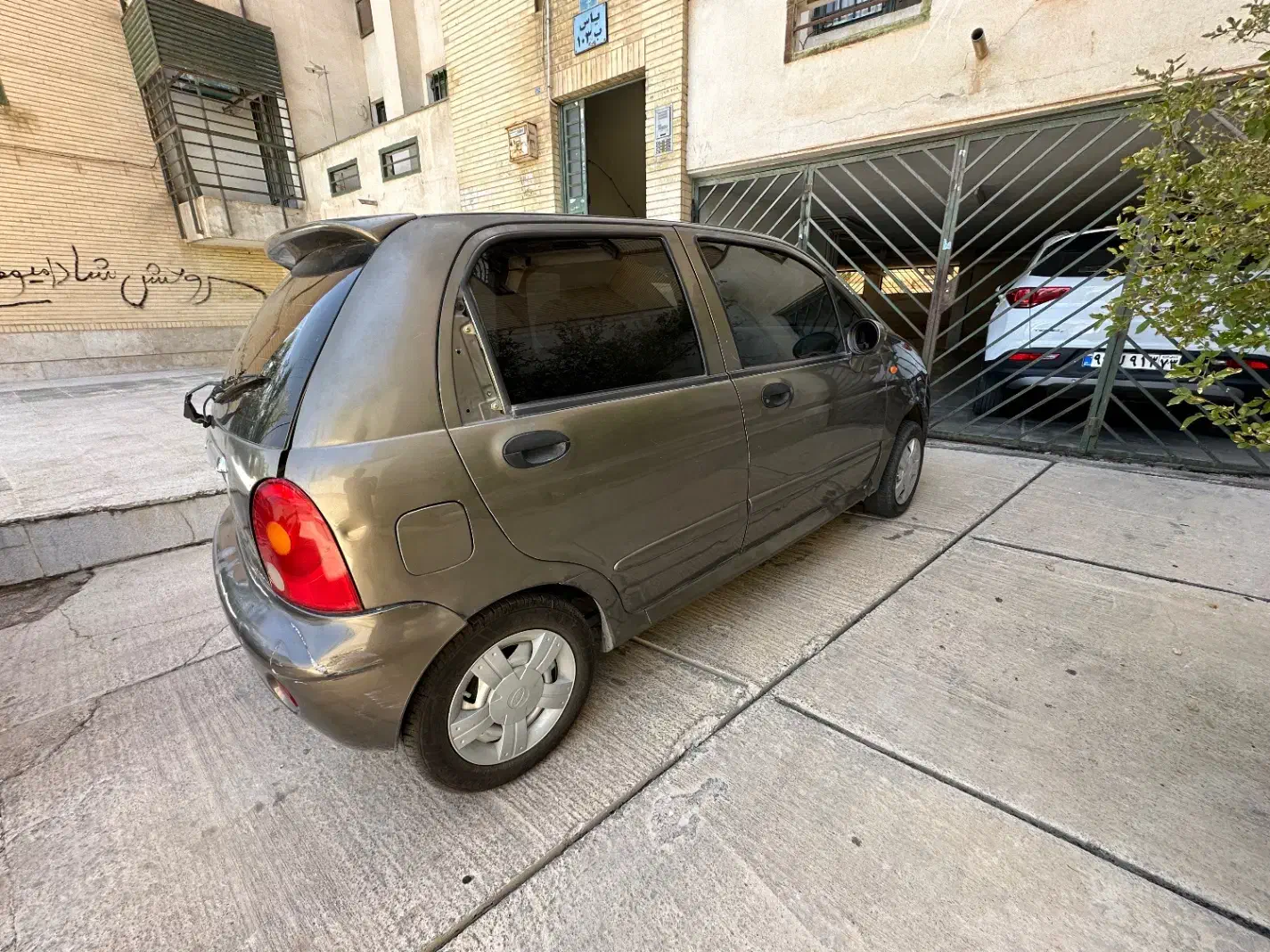 Mwm 110|خودرو سواری و وانت|شیراز, غدیر جنوبی|دیوار