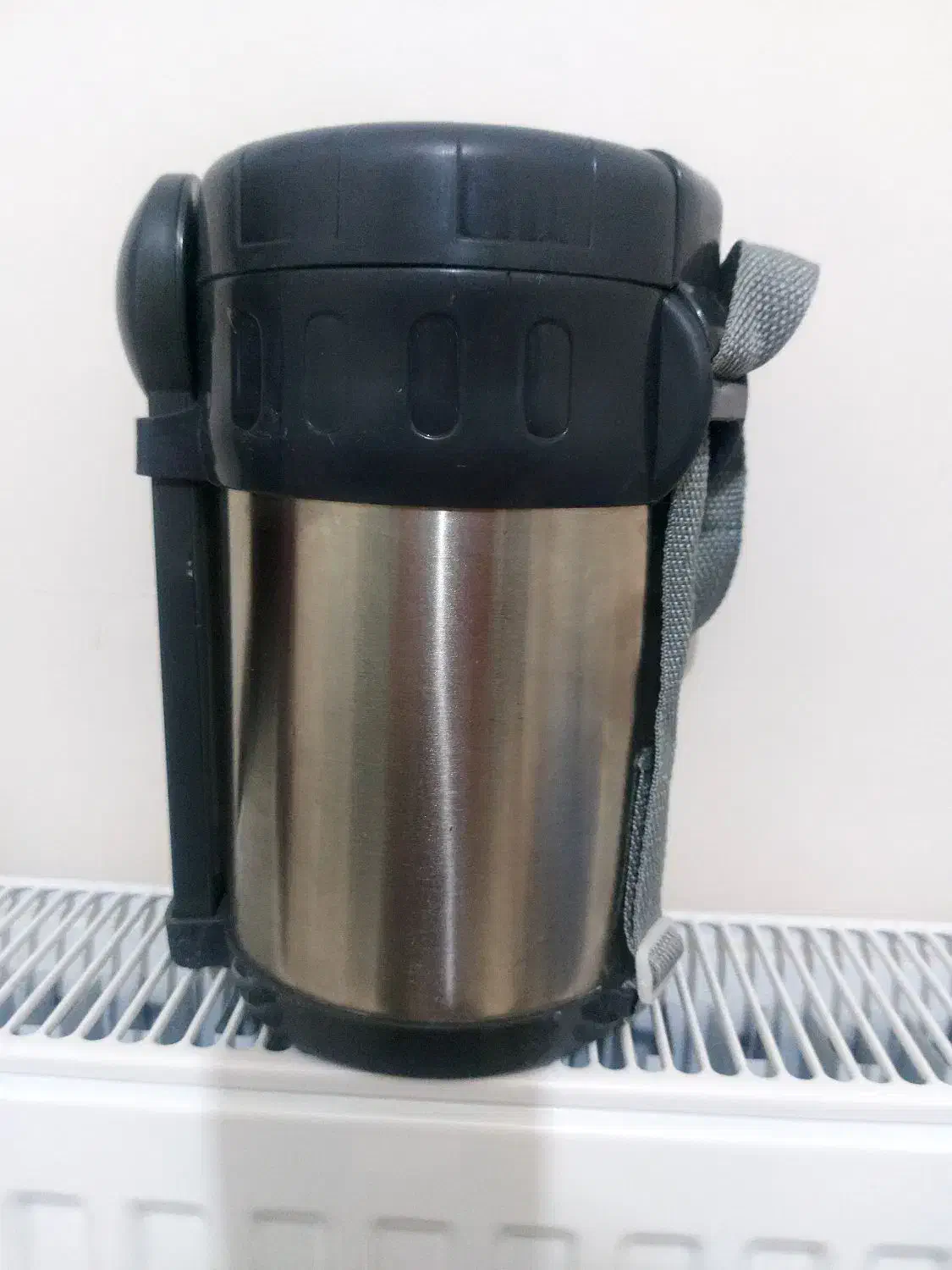 ظرف غذا سه تیکه|ظروف نگهدارنده، پلاستیکی، یکبارمصرف|اصفهان, خانه اصفهان|دیوار