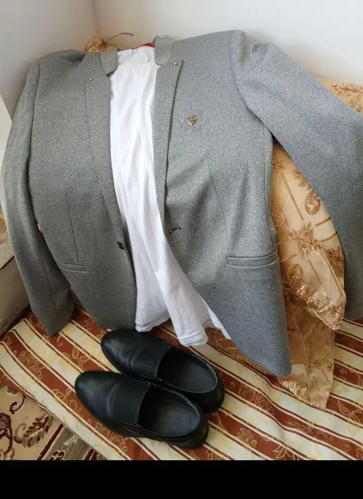 کت وکفش مجلسی|لباس|فیروزآباد (فارس), |دیوار