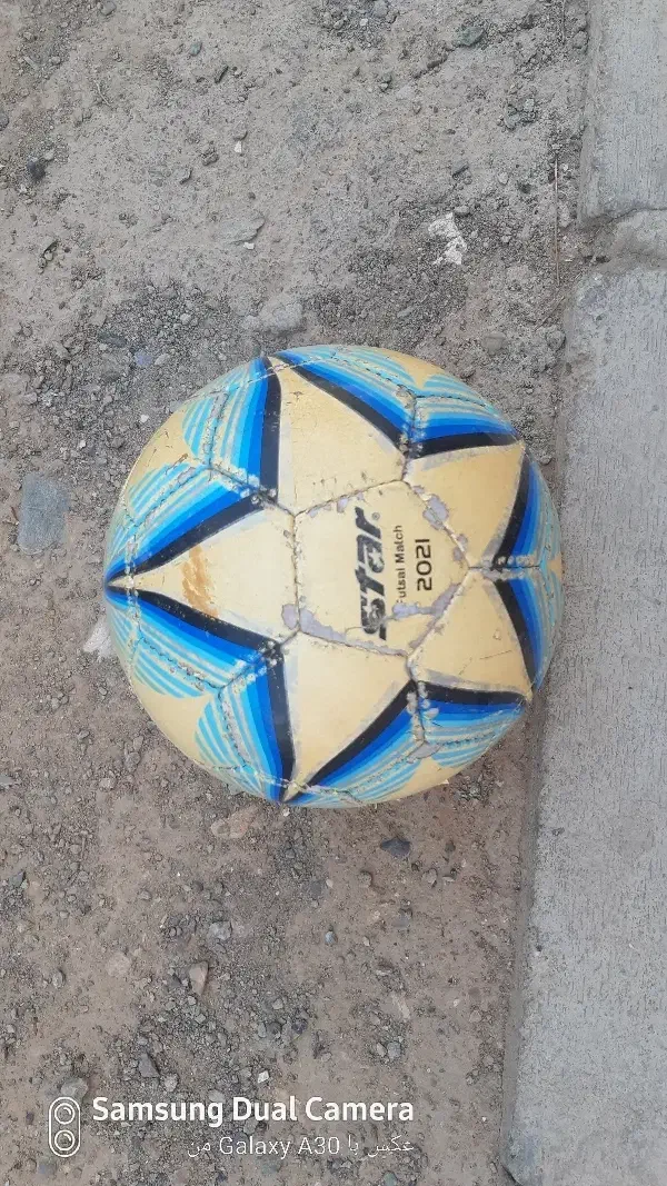 توپ فوتبال اصل|تجهیزات ورزشی|بیرجند, |دیوار