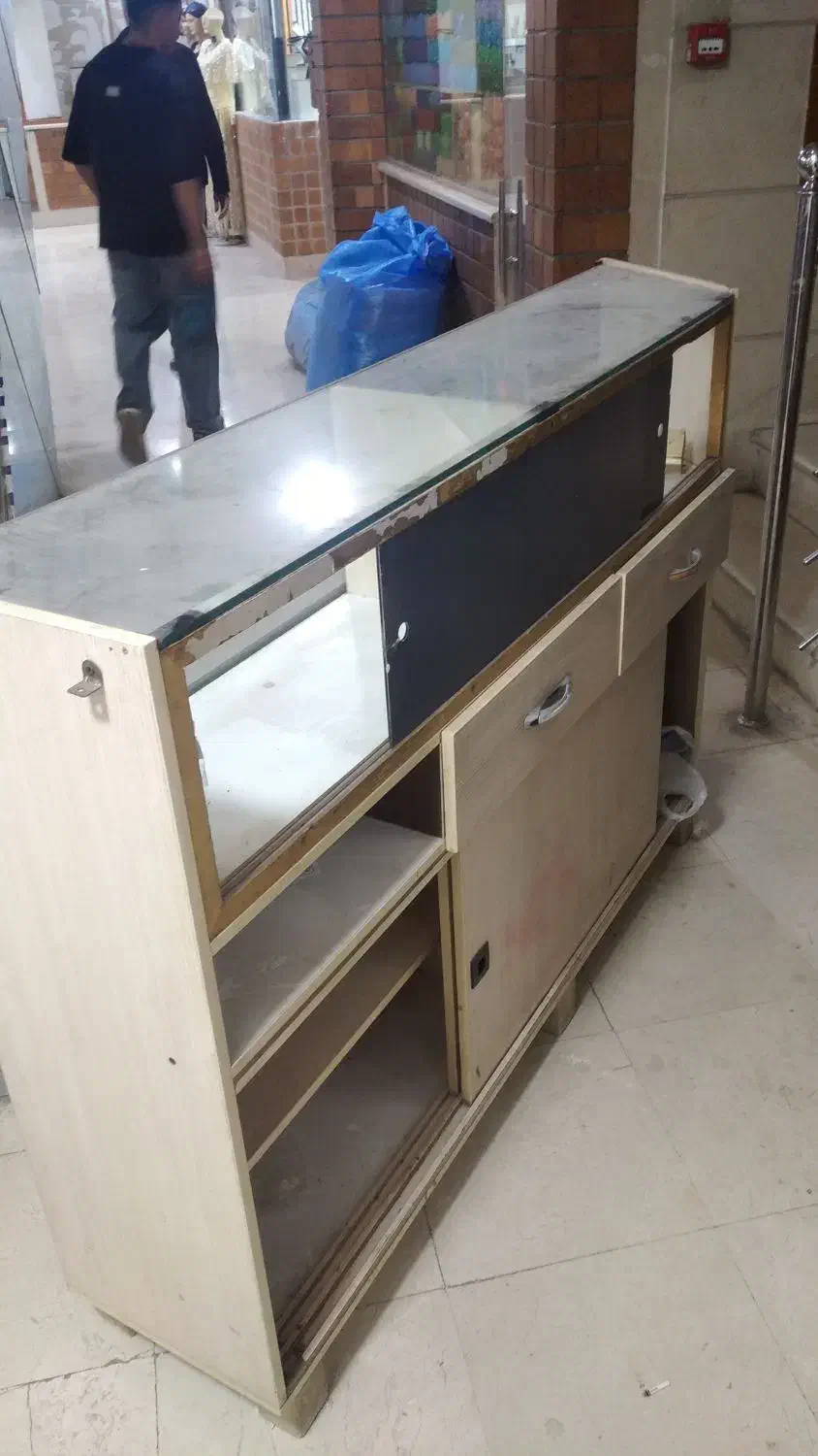 ویترین ام دی اف مغازه|بوفه، ویترین، کنسول|سنندج, |دیوار