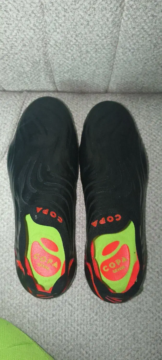 کفش فوتبال|کفش و لباس بچه|خورموج, |دیوار