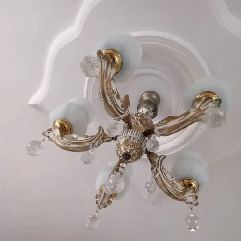 لوستر|لوستر و چراغ آویز|لاهیجان, جمهوری|دیوار