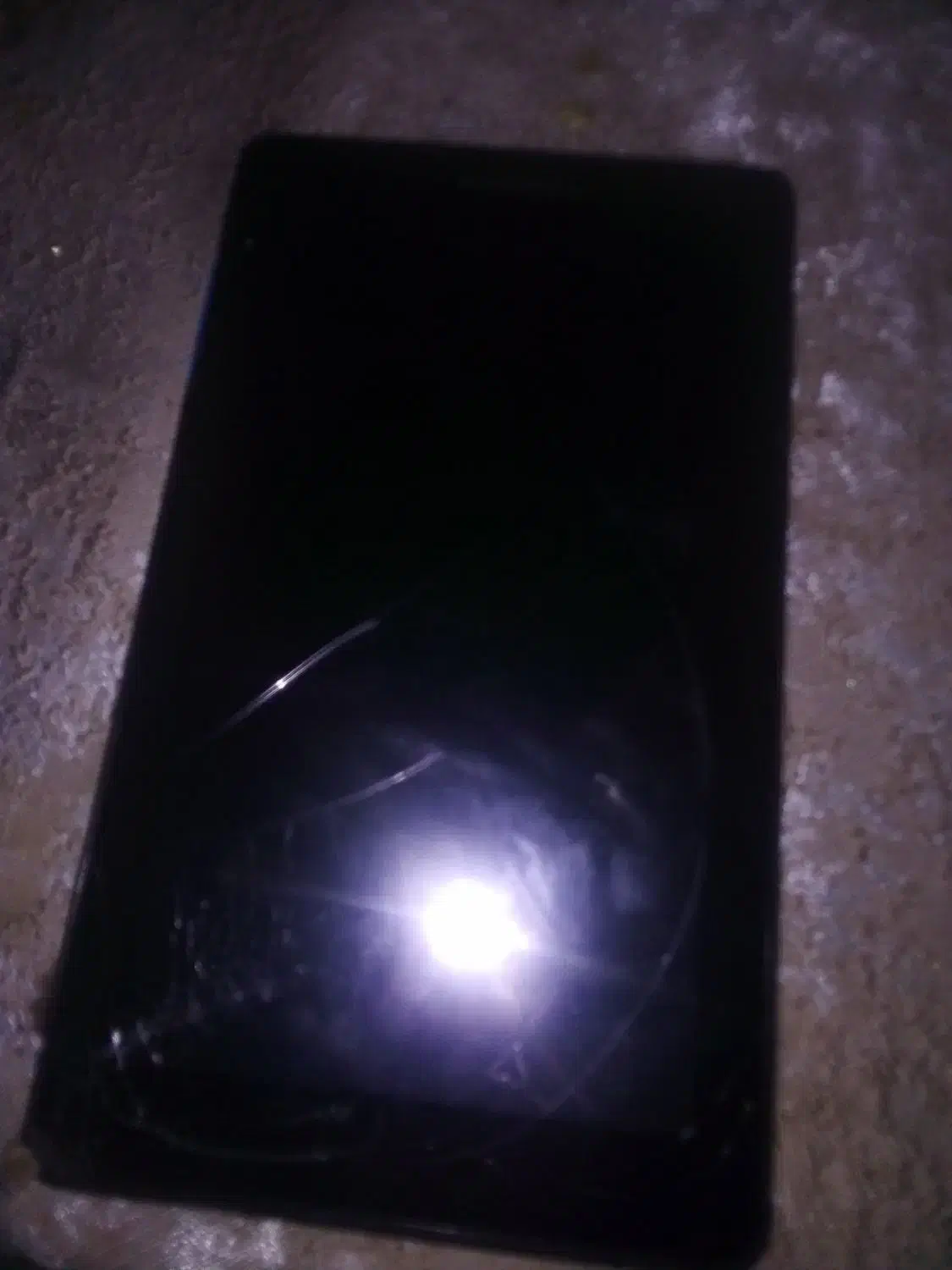 تبلت لنوو|تبلت|گرمسار, |دیوار